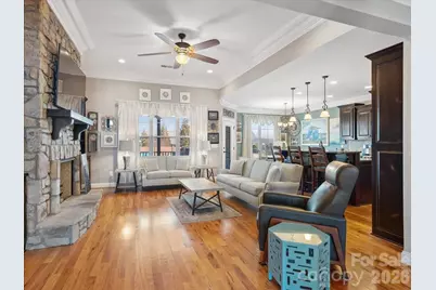 137 Ledge Stone Lane, Gaffney, SC 29341 - Photo 9