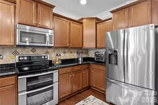 10621 Shanon Darby Lane, Charlotte, NC 28214 - Photo 11