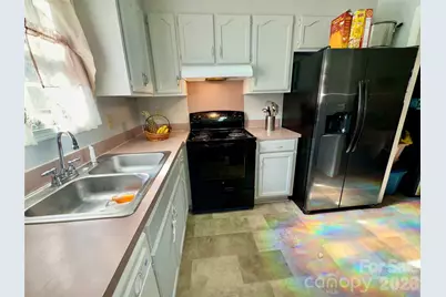 1019 W 7th Avenue, Gastonia, NC 28052 - Photo 9
