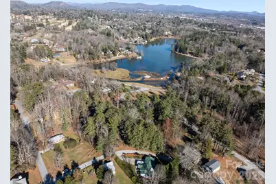 114 Oscelake Way, Hendersonville, NC 28739 - Photo 5