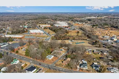 105 9th Street SE, Conover, NC 28613 - Photo 7