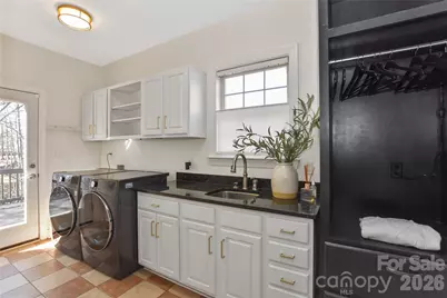 8127 Grahamson Lane, Charlotte, NC 28269 - Photo 17