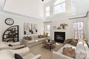 8127 Grahamson Ln, Charlotte, NC 28269 - Photo 3