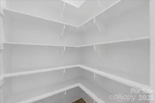 1611 Chippendale Rd, Charlotte, NC 28205 - Photo 9