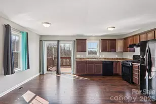 751 Hutch Mountain Rd, Fletcher, NC 28732 - Photo 17