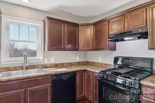 751 Hutch Mountain Rd, Fletcher, NC 28732 - Photo 15