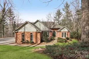 741 Zelda Ct, Hendersonville, NC 28792 - Photo 5