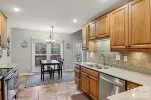 741 Zelda Ct, Hendersonville, NC 28792 - Photo 17