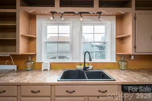 1307 Spencer Mountain Rd, Gastonia, NC 28054 - Photo 11