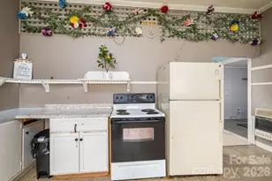 1307 Spencer Mountain Rd, Gastonia, NC 28054 - Photo 25