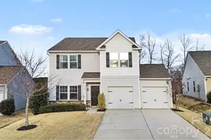 212 Hidden Lakes Rd, Statesville, NC 28677 - Photo 3