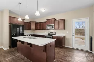 212 Hidden Lakes Rd, Statesville, NC 28677 - Photo 11