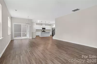 125 W Morehouse Avenue, Mooresville, NC 28117 - Photo 9