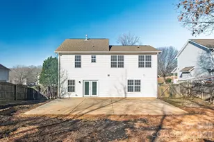 420 Fawnbrook Ln, Gastonia, NC 28052 - Photo 3