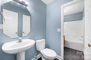 420 Fawnbrook Ln, Gastonia, NC 28052 - Photo 9