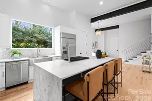 720 Ellsworth Rd, Charlotte, NC 28211 - Photo 17