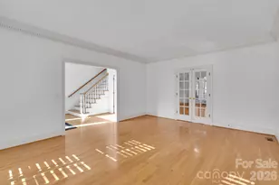 5426 Providence Country Club Dr, Charlotte, NC 28277 - Photo 9