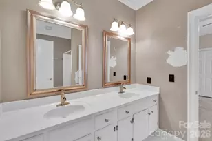 5426 Providence Country Club Dr, Charlotte, NC 28277 - Photo 27