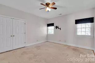 5426 Providence Country Club Dr, Charlotte, NC 28277 - Photo 29