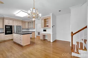 5426 Providence Country Club Dr, Charlotte, NC 28277 - Photo 17