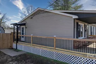 606 Prospect St NW, Lenoir, NC 28645 - Photo 9