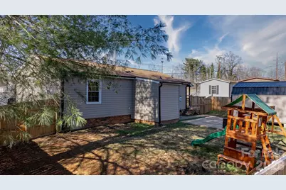 606 Prospect Street NW, Lenoir, NC 28645 - Photo 11