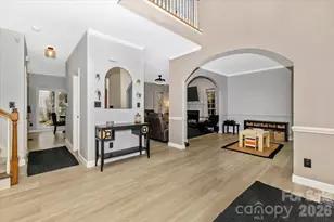 636 Sentinel Oak Ln, Charlotte, NC 28214 - Photo 5