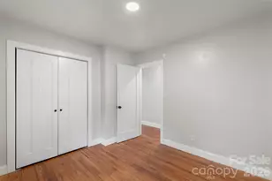 3900 Colebrook Rd, Charlotte, NC 28215 - Photo 15