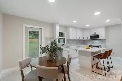 3900 Colebrook Road, Charlotte, NC 28215 - Photo 9