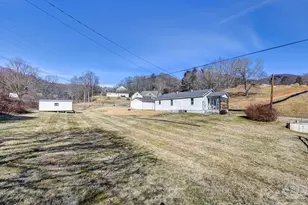 2313 Hyder Mountain Rd, Clyde, NC 28721 - Photo 5