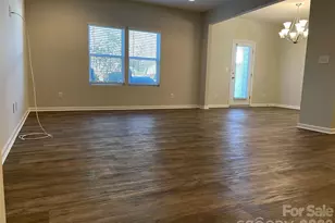 5918 River Mdw Ct, Charlotte, NC 28213 - Photo 5