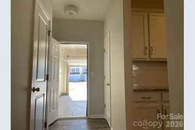 5918 River Meadow Court, Charlotte, NC 28213 - Photo 3