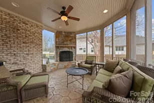 2224 Carmel Rd, Charlotte, NC 28226 - Photo 17