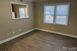 799 Cherry St, Statesville, NC 28677 - Photo 5