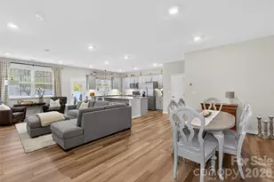 3123 Glenn Hope Wy, Matthews, NC 28104 - Photo 3