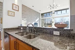 2116 McClintock Rd, Charlotte, NC 28205 - Photo 9