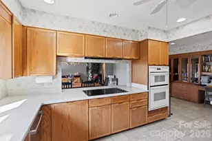 404 W Browning Rd, Hendersonville, NC 28791 - Photo 13