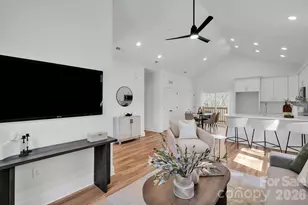 122 Plumtree Ln, Statesville, NC 28677 - Photo 9