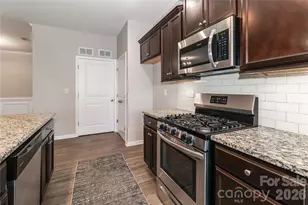 180 N Cromwell Dr, Mooresville, NC 28115 - Photo 23