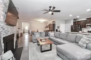 180 N Cromwell Dr, Mooresville, NC 28115 - Photo 21