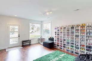 1220 Lomax Ave, Charlotte, NC 28211 - Photo 5