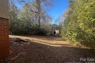 527 Moore St, Wadesboro, NC 28170 - Photo 3