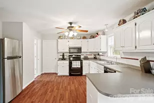 564 Menzies Dr, Rock Hill, SC 29730 - Photo 15