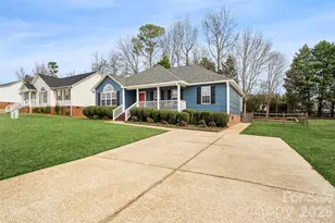 564 Menzies Dr, Rock Hill, SC 29730 - Photo 3