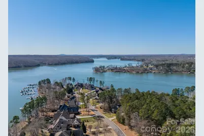 1521 Reflection Pointe Boulevard, Belmont, NC 28012 - Photo 47