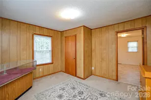 1027 Morningside Park Dr, Gastonia, NC 28054 - Photo 9