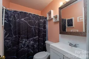 8042 Regent Park Ln, Charlotte, NC 28210 - Photo 25