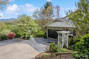 60 Club Knoll Ave, Waynesville, NC 28786 - Photo 5