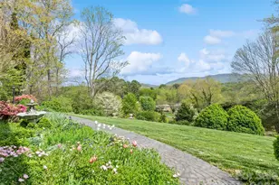 60 Club Knoll Ave, Waynesville, NC 28786 - Photo 11