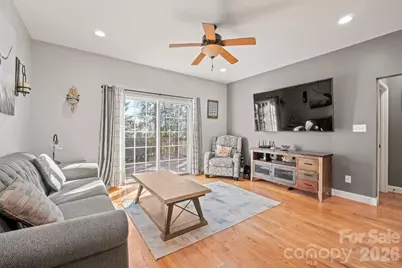 1107 16th Avenue Place NW, Hickory, NC 28601 - Photo 13